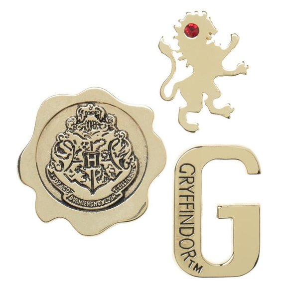 Harry Potter Hogwarts Gryffindor Collectible Pins - Picture 1 of 3